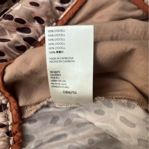 Anthropologie Isobel Pleated Leopard Print Wide-Leg Pants - Picture 9 of 9